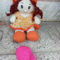 عروسک و نخ گلدوزی