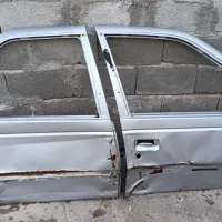 دو عدد درب جلو وعقب پژوپارس  به 405هم میخورد