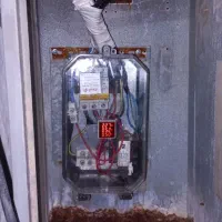 نیازمند برقکار ماهر