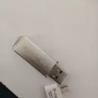 فلش ۶۴گیگ نو