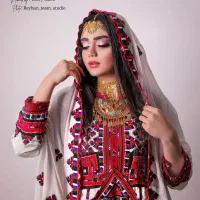 سالن زیبایی الری بابهترین خدمات بابیش از۱۵سال سابق