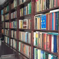 خرید و فروش کتاب غیر درسی و تدریس خصوصی انگلیسی