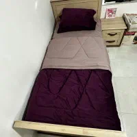 تخت خواب یک نفره، ویترین