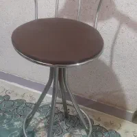 صندلی اپن و میز شیشه ایی