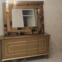 آینه و کنسول شیک و لوکس سالم