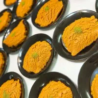 قبول سفارش حلوا کفگیری و ذبح گوسفند برای مراسمات