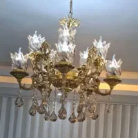 مبلمان سلطنتی و فرش و لوستر