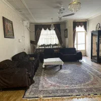ویلایی ۴ خوابه کاملا مستقل . در منطقه آرام . نصر ۳