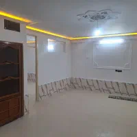 واحد ۶۰متری طبقه همکف خیابان ظفری