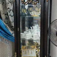 بوفه و ساعت و میزتلفن