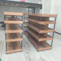 قفسه چوبی فروشگاهی