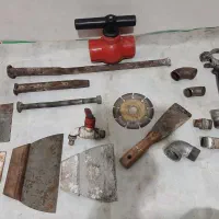 تعدادی ابزار الات