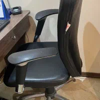 فروش فوری میز تحریر و صندلی