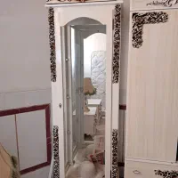 ویترین بدون شیشه