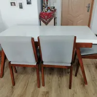 میز ناهار خورز