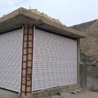 استخدام اقا جهت کمک نصاب درب برقی