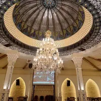 با نیم قرن سابقه درخشان  میزبان شما هستیم