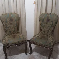 صندلی غذاخوری یا میزبان