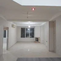آپارتمان ۹۲ متری/خوش نقشه/رو‌به‌نما/ زنبق