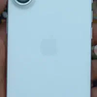 ایفون16 نرمال ۱۲۸ گیگ بدون نقطه در حد صفر با شارژر