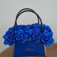 گل مصنوعی