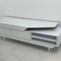 میز تلویزیون مینیمال و تمیز
