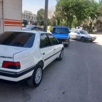 پژو405مدل 93 اتاق تعویض 404