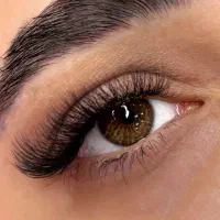 اکستنشن مژه (تخفیف ویژه)