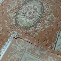یک تخته فرش نه متری و یک تخته فرش شش متری ست