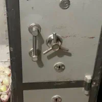 گاوصندوق دوطبقه