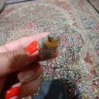 تعدادی انگشتر و زنجیره نقره سنگین