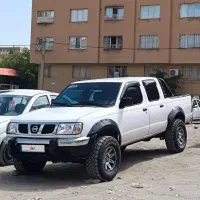 نیسان پیکاپ سفید