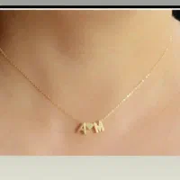 روز دختر گردنبند حروف
