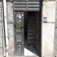دو طبقه نیم دربست