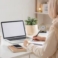 کار در منزل با گوشی برای خانم ها