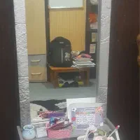 آینه قدی به همراه یک کشو