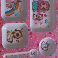 ظرف غذای دخترونه