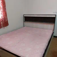 تخت دونفره به همراه تشک