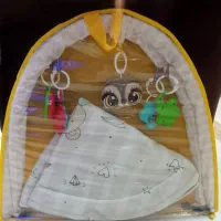 پارک بازی کودک نو و یک عدد کریر سالم