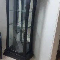 ویترین وجا کفشی در حد نو