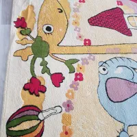 فرش کارتونی ۶ متره در حد نو