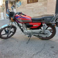 موتورسی جی ۱۲۵ پرواز