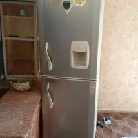 یخچال فروشی