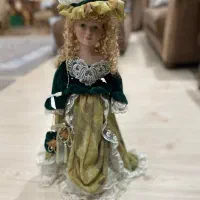 عروسک دخترانه