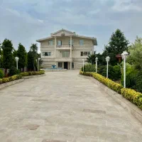 تریبلکس-1000-متری-سند-تک-برگ-با-تمام-امکانات-کد448