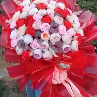 دسته گل بزرگ اصلا ایرادی نداره