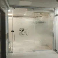 نصب تخصصی پارتیشن شیشه سکوریت.درب برقی شیشه ای