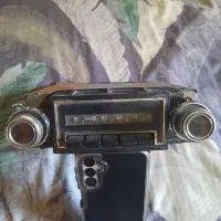 رادیو قدیمی ماشین سواری