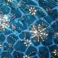 سه متر پارچه مخمل سنگدوزی