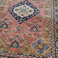 ۲عدد فرش۶متری وپادری و ۱عدد فرش اتاق خواب ۲/۵در۲/۵
